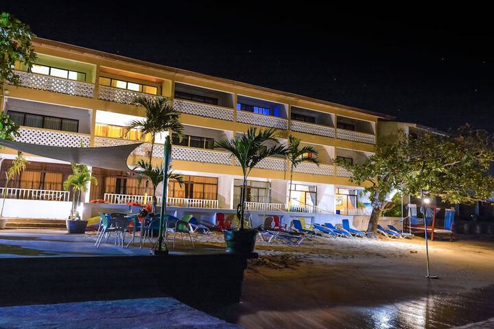 Hotel 52 of 65