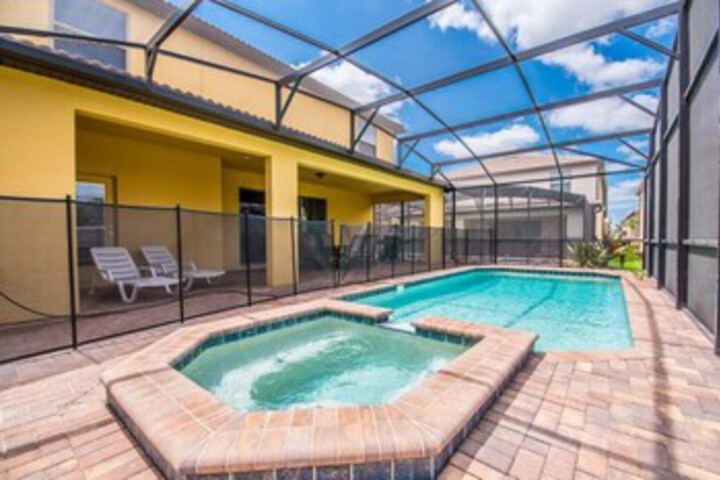 Pool 19 of 28