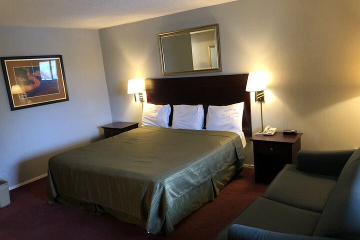 Latham Inn