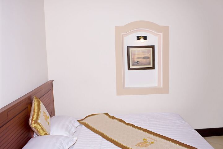 Room 3 of 55