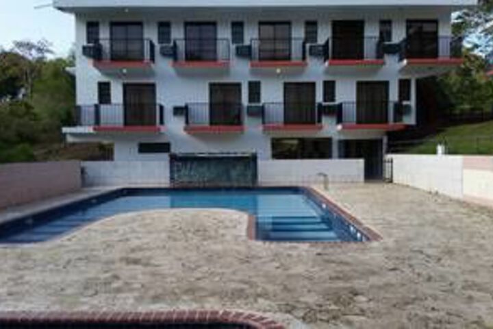 Pool 22 of 26