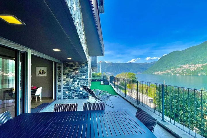 Terrace/Patio 6 of 13