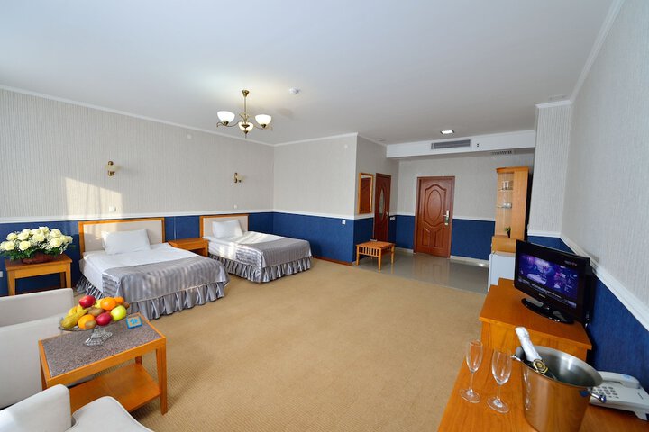 Room 7 of 23