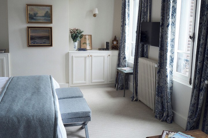 Room 10 of 25