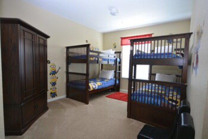 Room 546 of 620