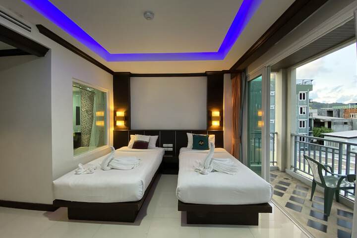 Room 16 of 95