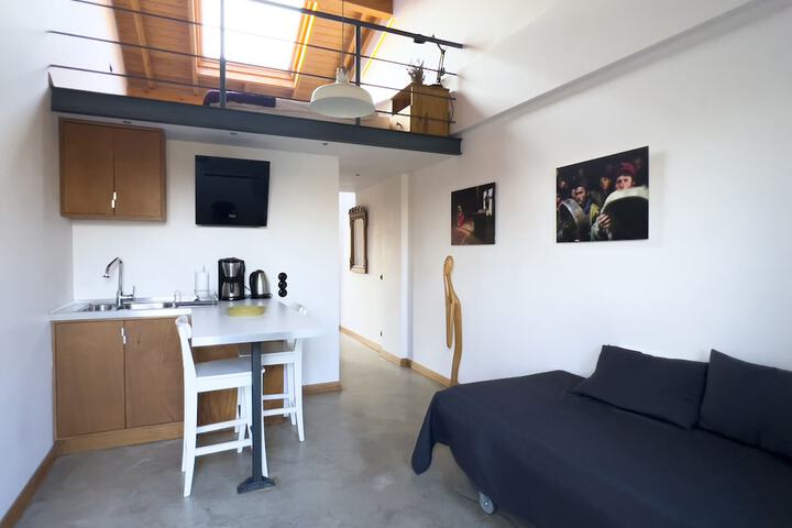 Room 17 of 131