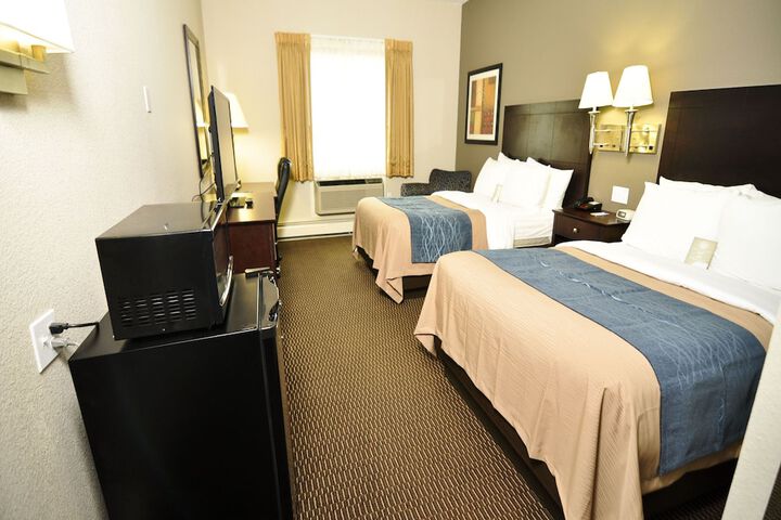 2 Double Beds (10 of 22)