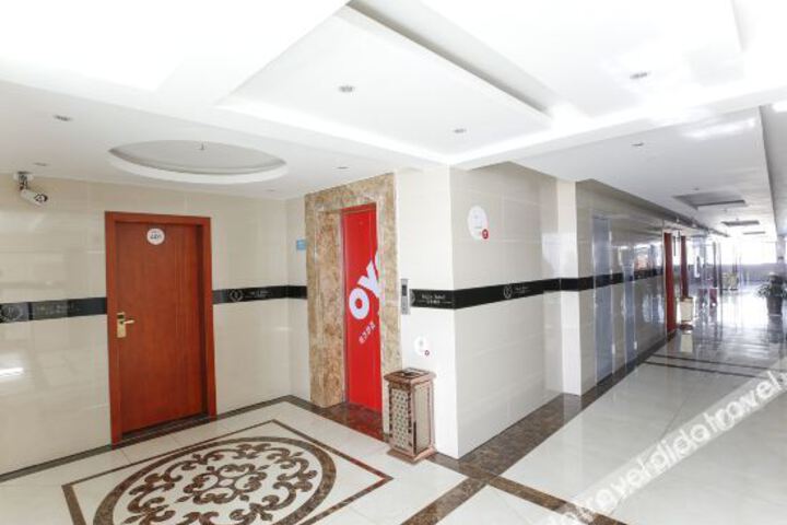 Hotel Interior 12 of 24