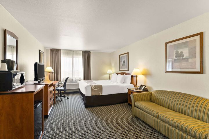 Room 18 of 47