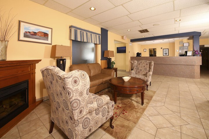 Hotel Lobby