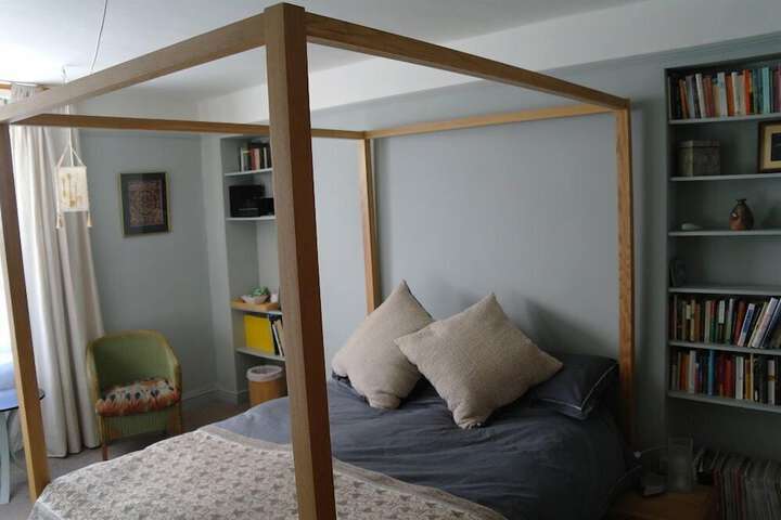 Room 3 of 8