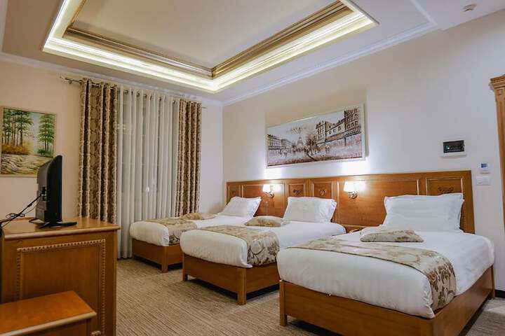 Room 36 of 79