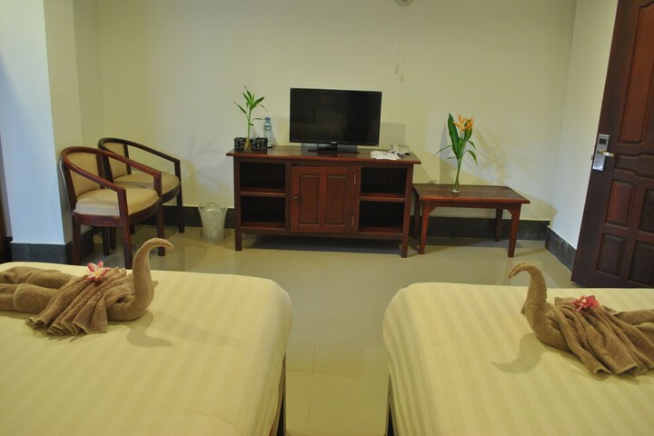 Room 11 of 64