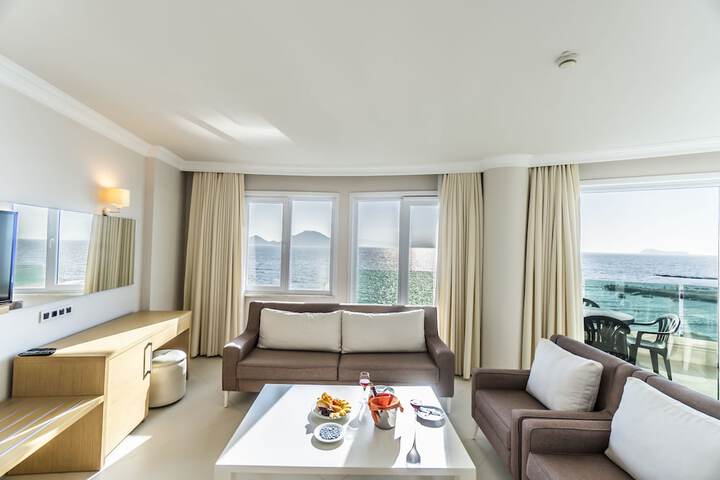 Room 10 of 95