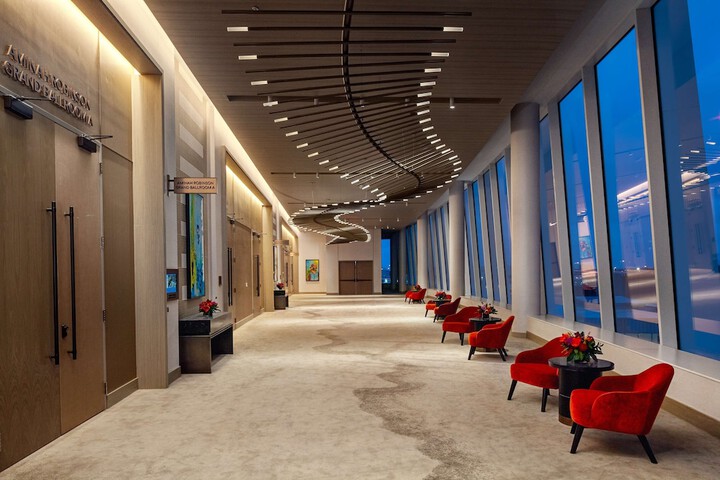Meeting facility