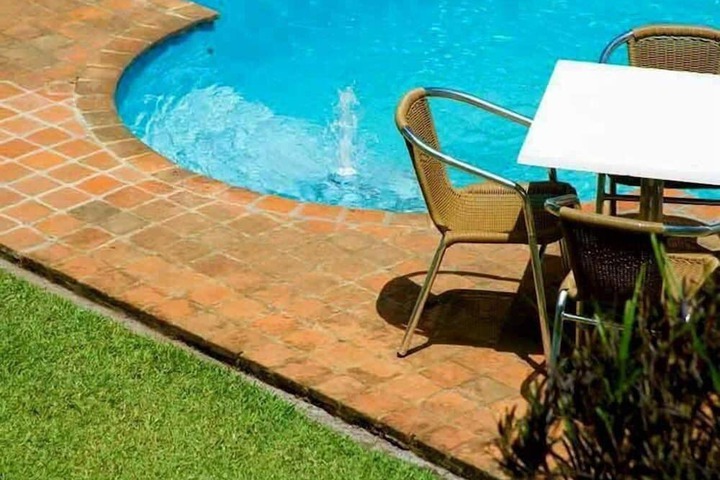 Pool 15 of 22