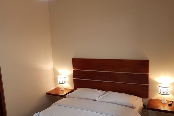 Room 8 of 109