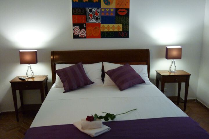 Room 5 of 48