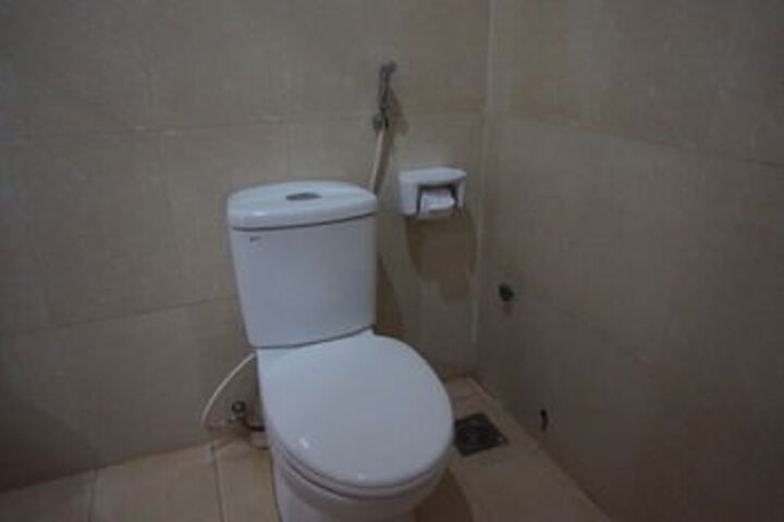 Room 3 of 31