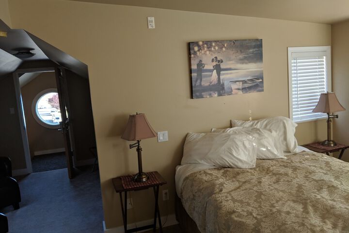 Room 25 of 85