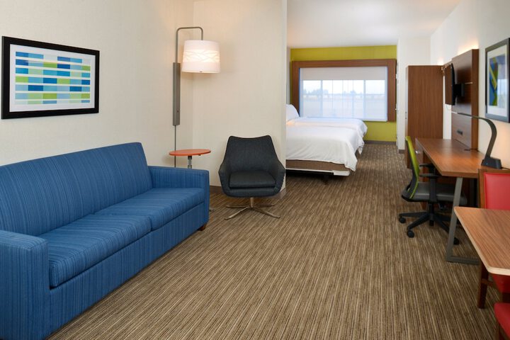 Room 5 of 41