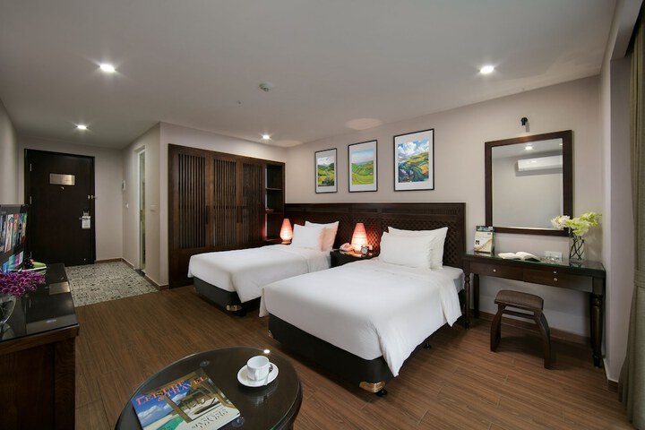 Room 12 of 54