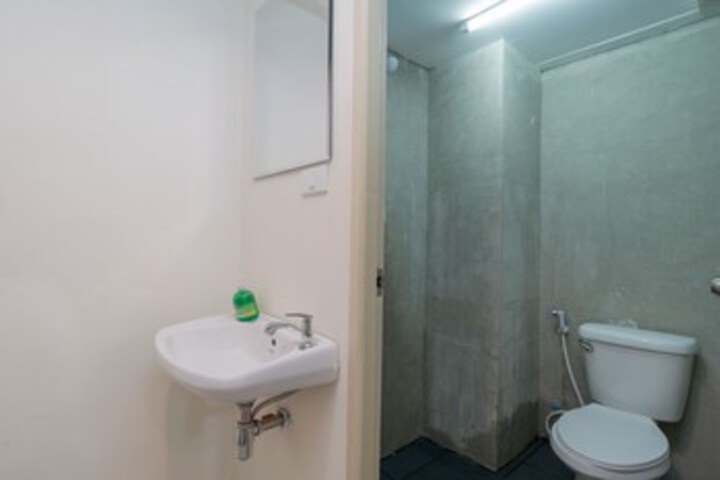 Room 6 of 45