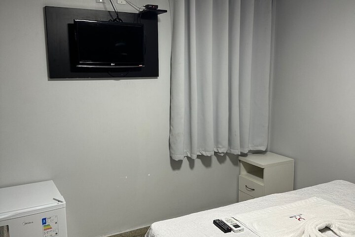 Room 10 of 22