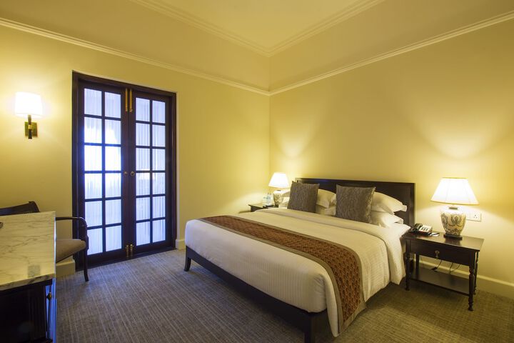 Room 93 of 163