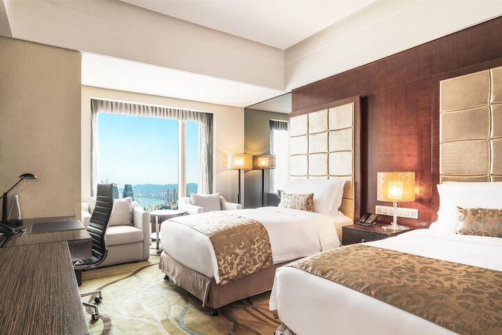 Room 21 of 129