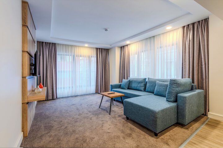 Room 96 of 170