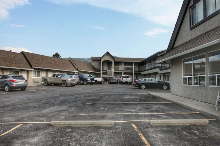 Property Grounds 45 of 58