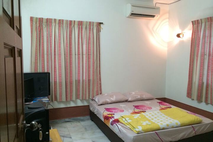 Room 6 of 41