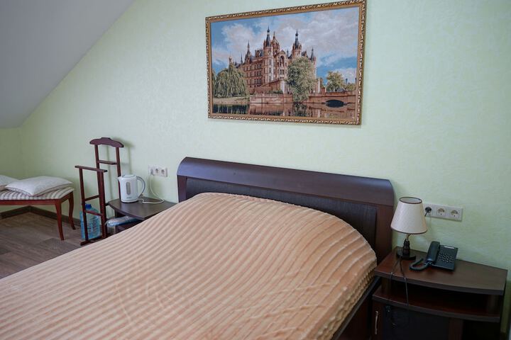 Room 19 of 24