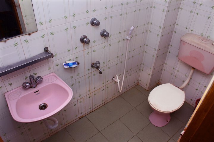Room 15 of 26
