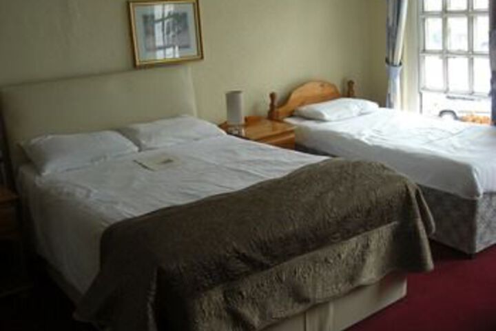 Room 11 of 23