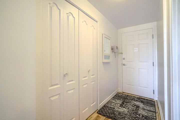 Room 2 of 13