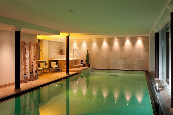 Pool 47 of 59