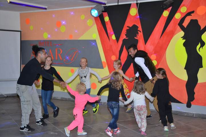 Childrens Activities 44 of 61
