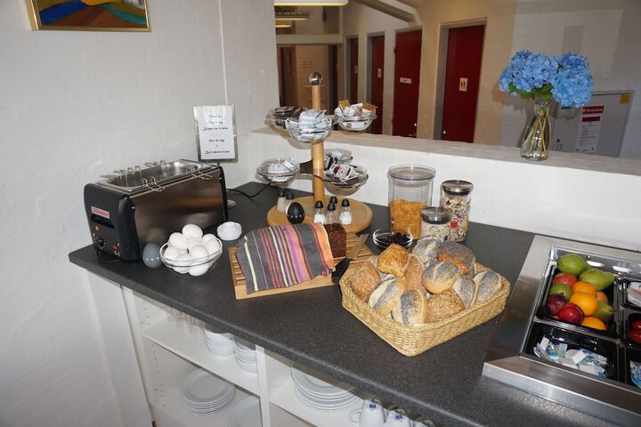 Breakfast/Coffee Service 19 of 38