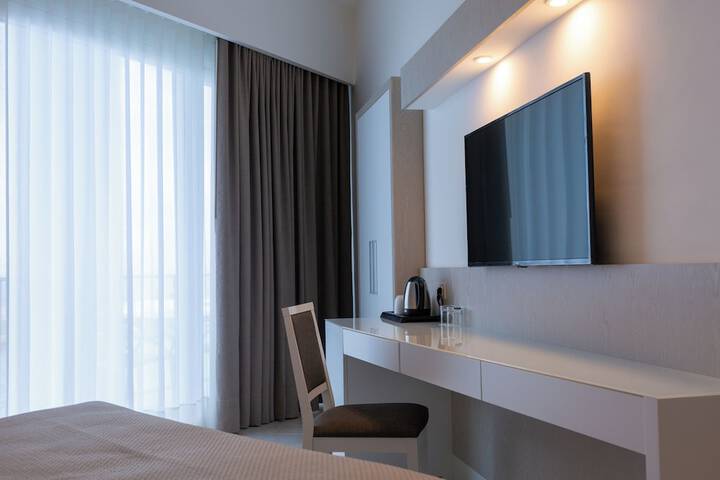 Room 36 of 175