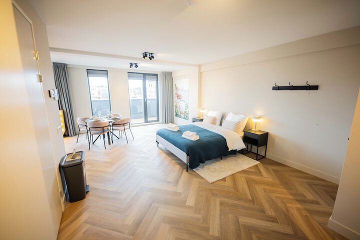 Room 206 of 215