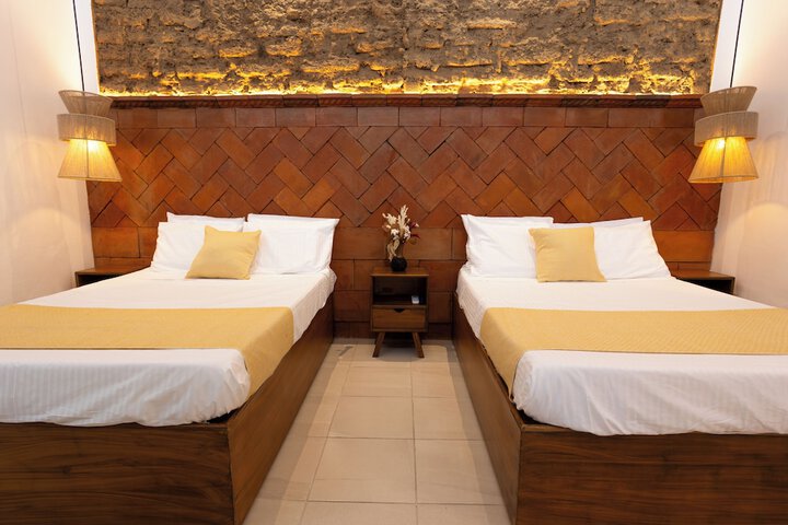 Room 4 of 67