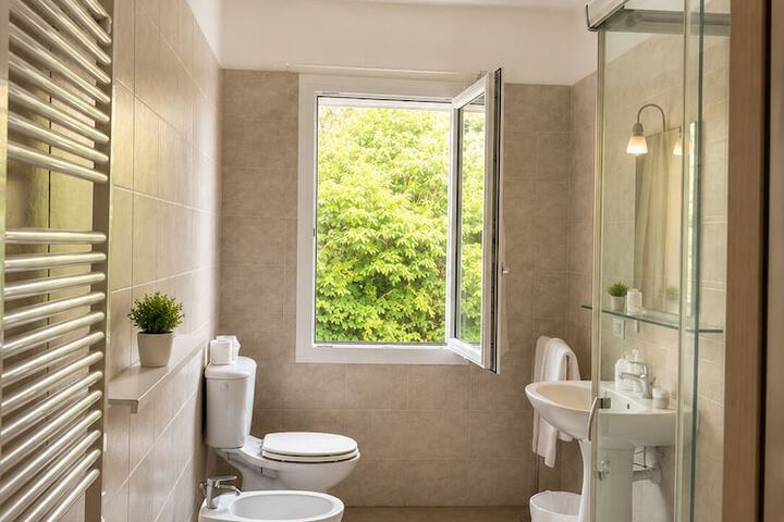 Bath Interior