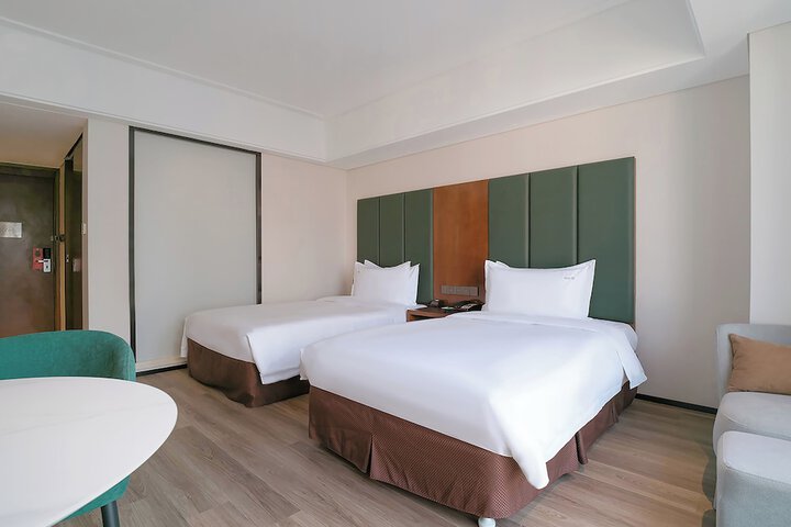 Room 30 of 109