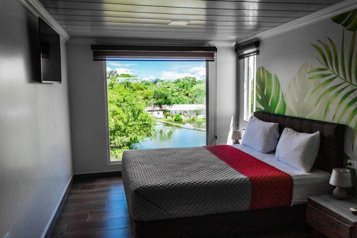 Room 8 of 39