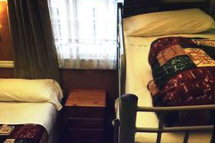 Room 14 of 42