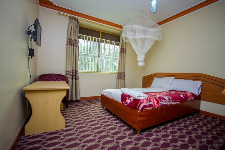 Room 25 of 72
