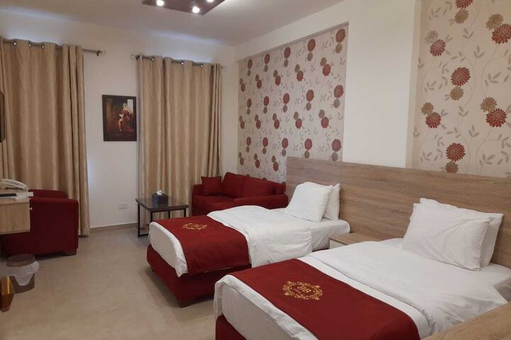 Room 14 of 29